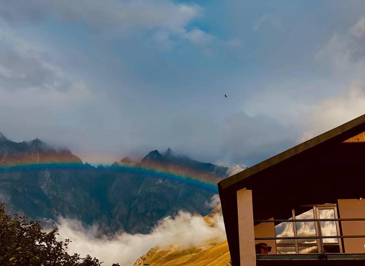 Kesane Villa Kazbegi Bagian luar foto